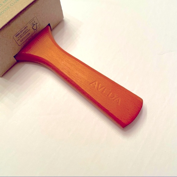 AVEDA NWT Paddle hair brush. Authentic. Unopened. - Picture 3 of 5